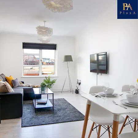 Apartman Pluxa The City Escape *
